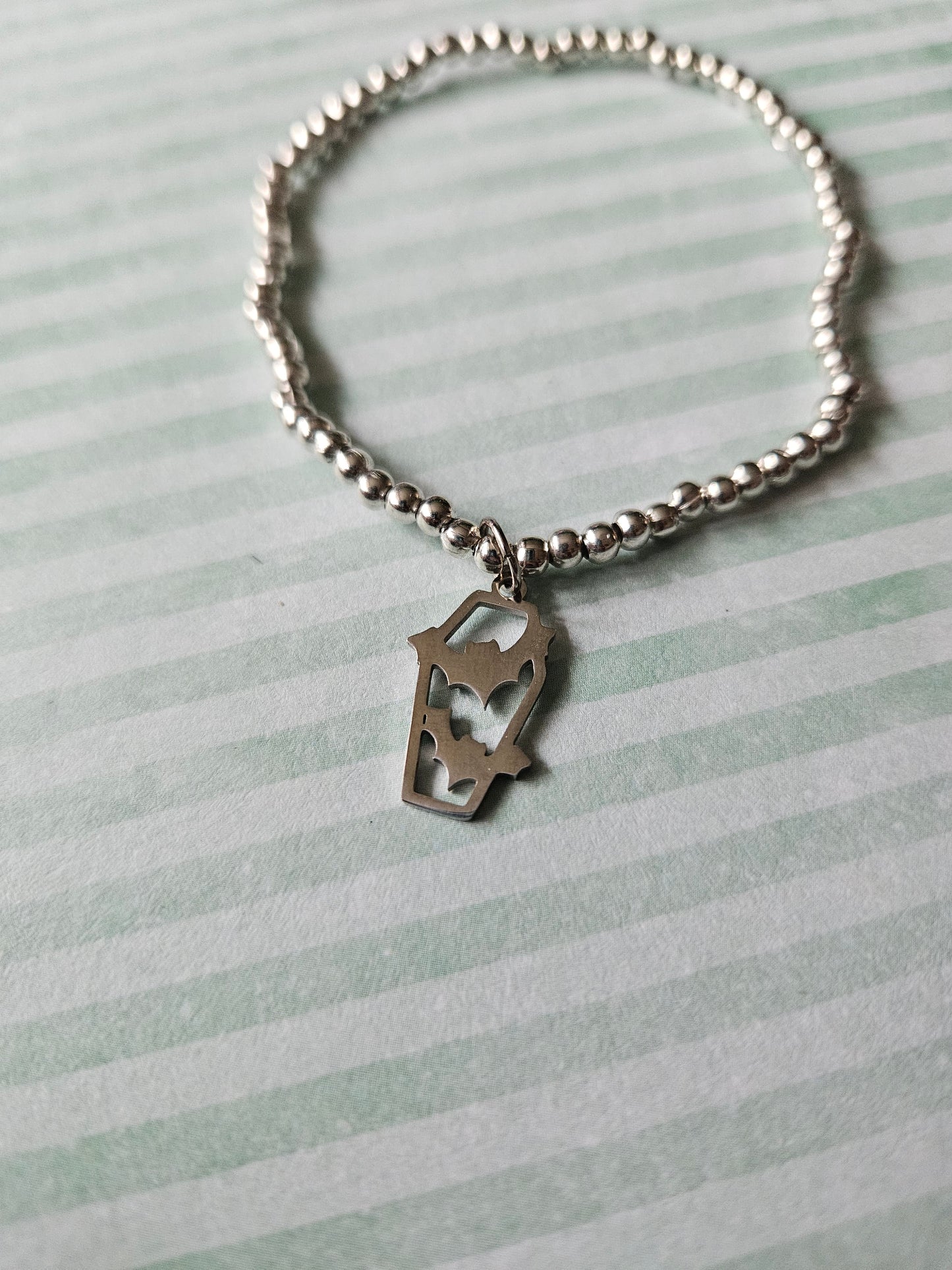 Bats Coffin Charm Bracelet | Beaded Elastic Gothic Jewellery | Spooky Halloween Accessory