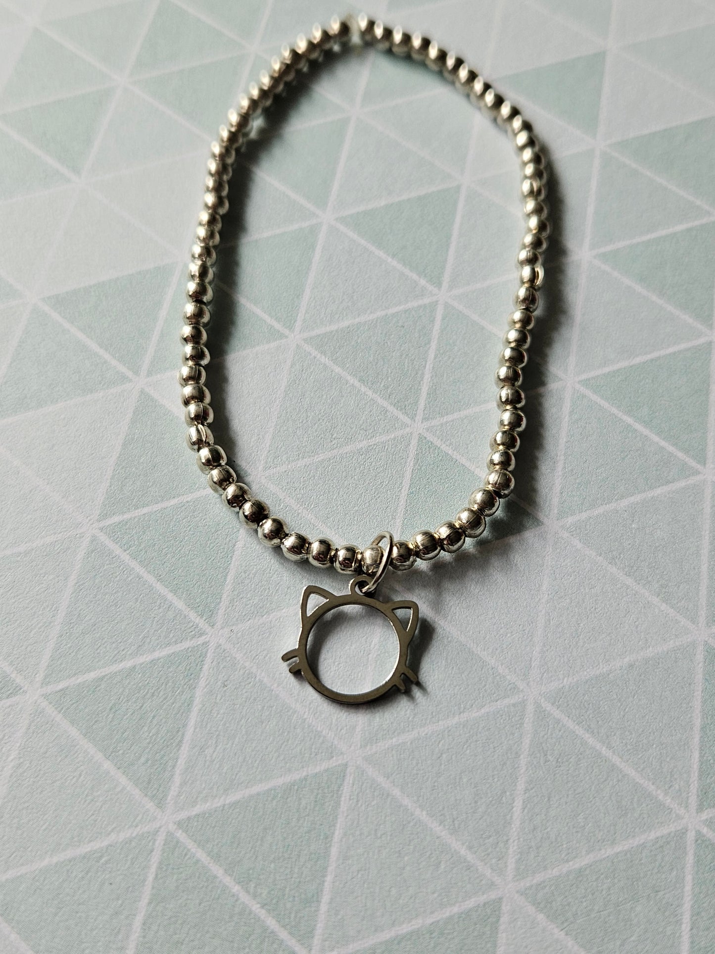 Beaded Cat Charm Bracelet | Silver Tone Stretch Bracelet | Cat Lover Jewellery | Handmade Gift