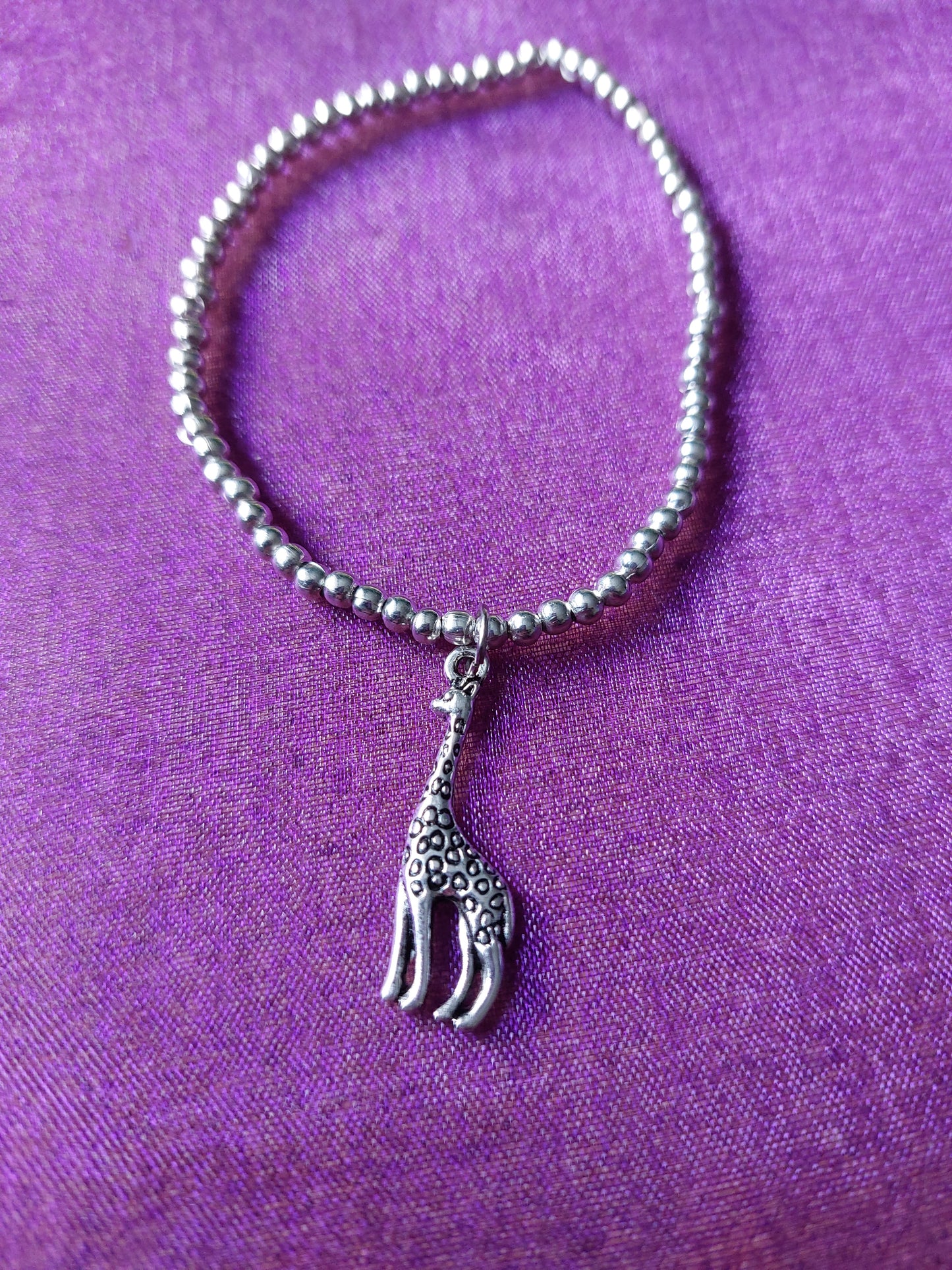 Giraffe Charm Bracelet | Beaded Elastic Jewellery | Cute Animal Statement Accessory