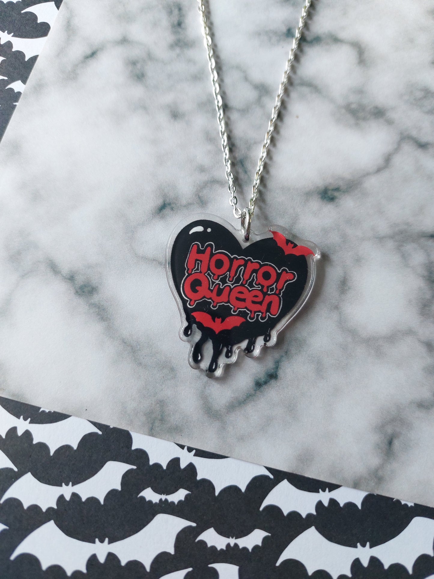 Horror Queen Heart Necklace – Resin Pendant, Gothic Halloween Jewellery, Spooky Kawaii Accessory, Horror Lover Gift