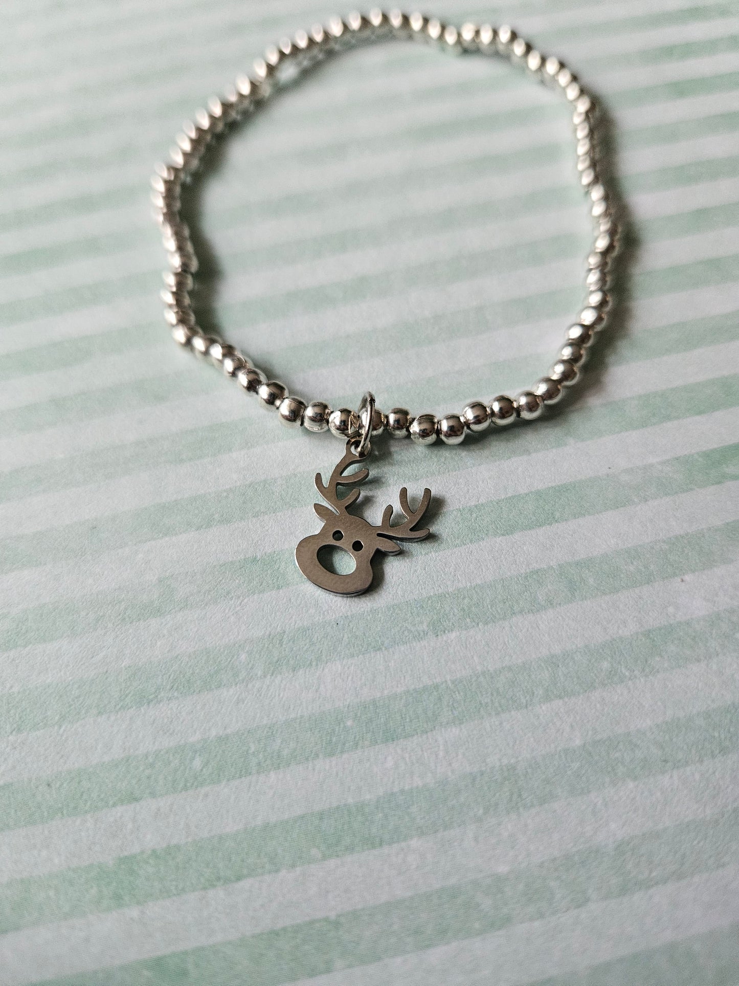 Beaded Reindeer Charm Bracelet | Elastic Silver Tone Jewelry | Stainless Steel Pendant | Cute Holiday Gift