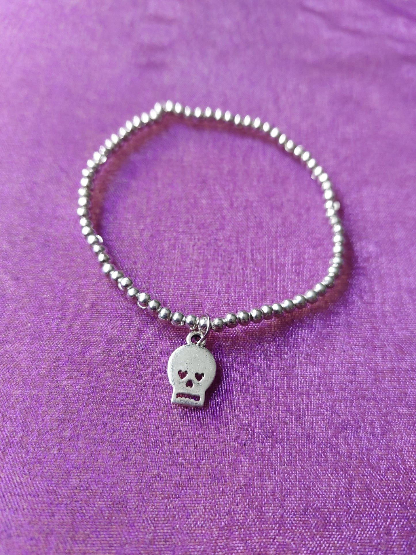 Spooky Skull Charm Bracelet | Silver Plated Pendant on Beaded Elastic | Gothic Halloween Bracelet