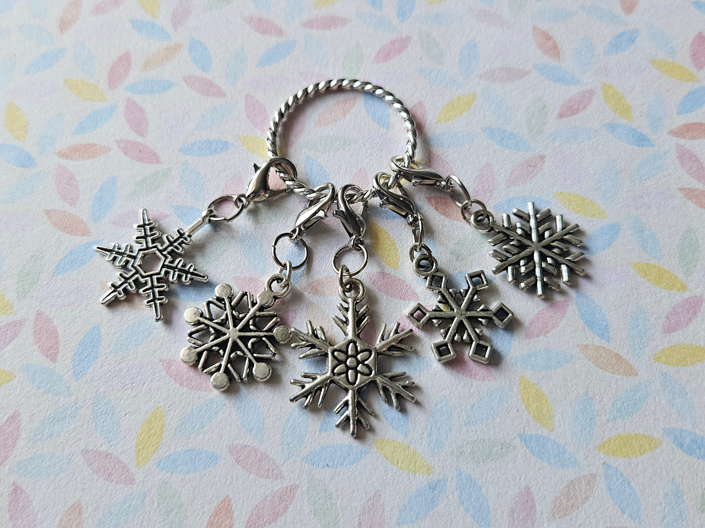 5 Snowflake Stitch Markers | Silver Plated Knitting & Crochet Markers | Lobster Clasp 40mm