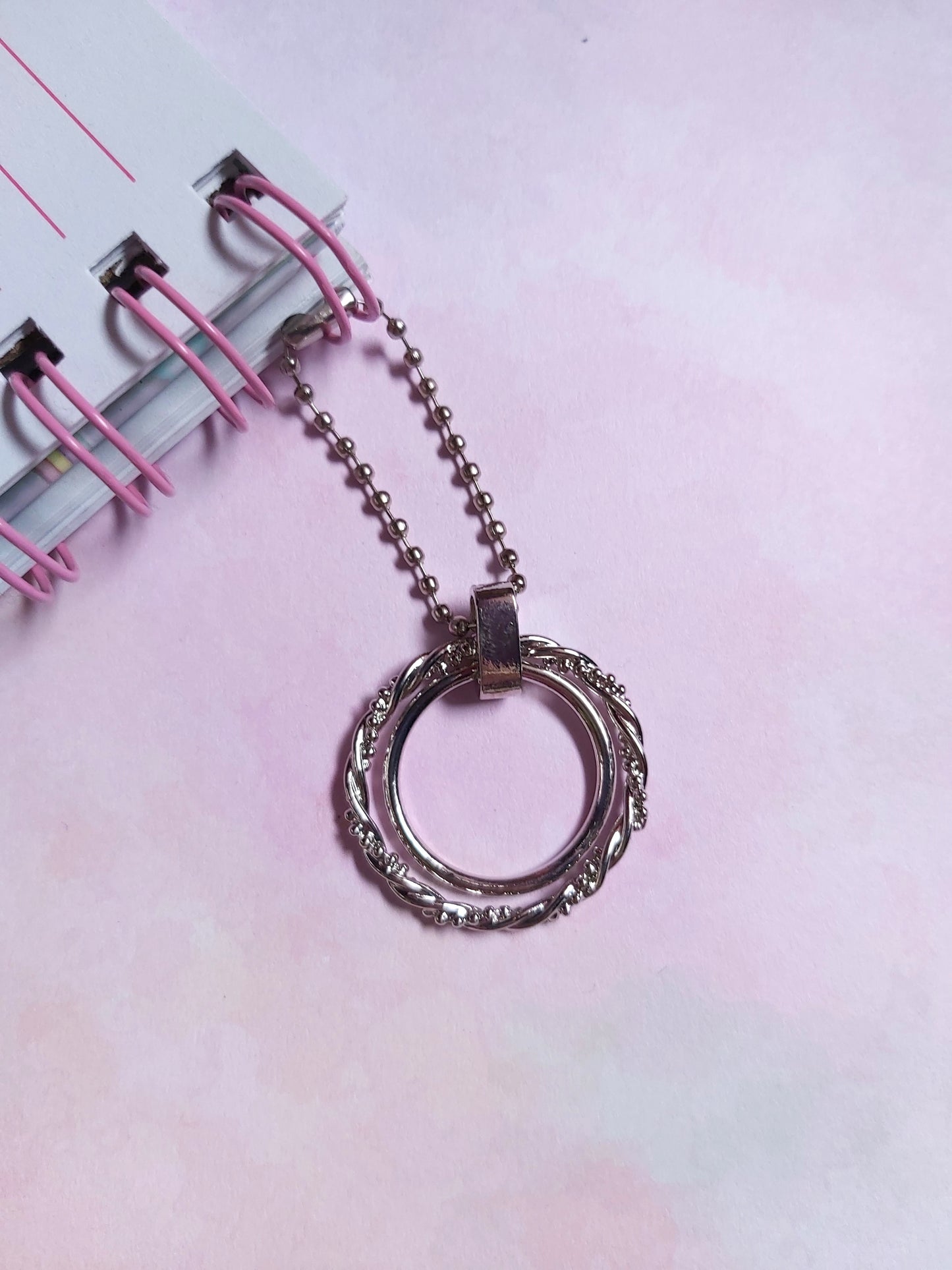 Twisted Ring Planner Charm