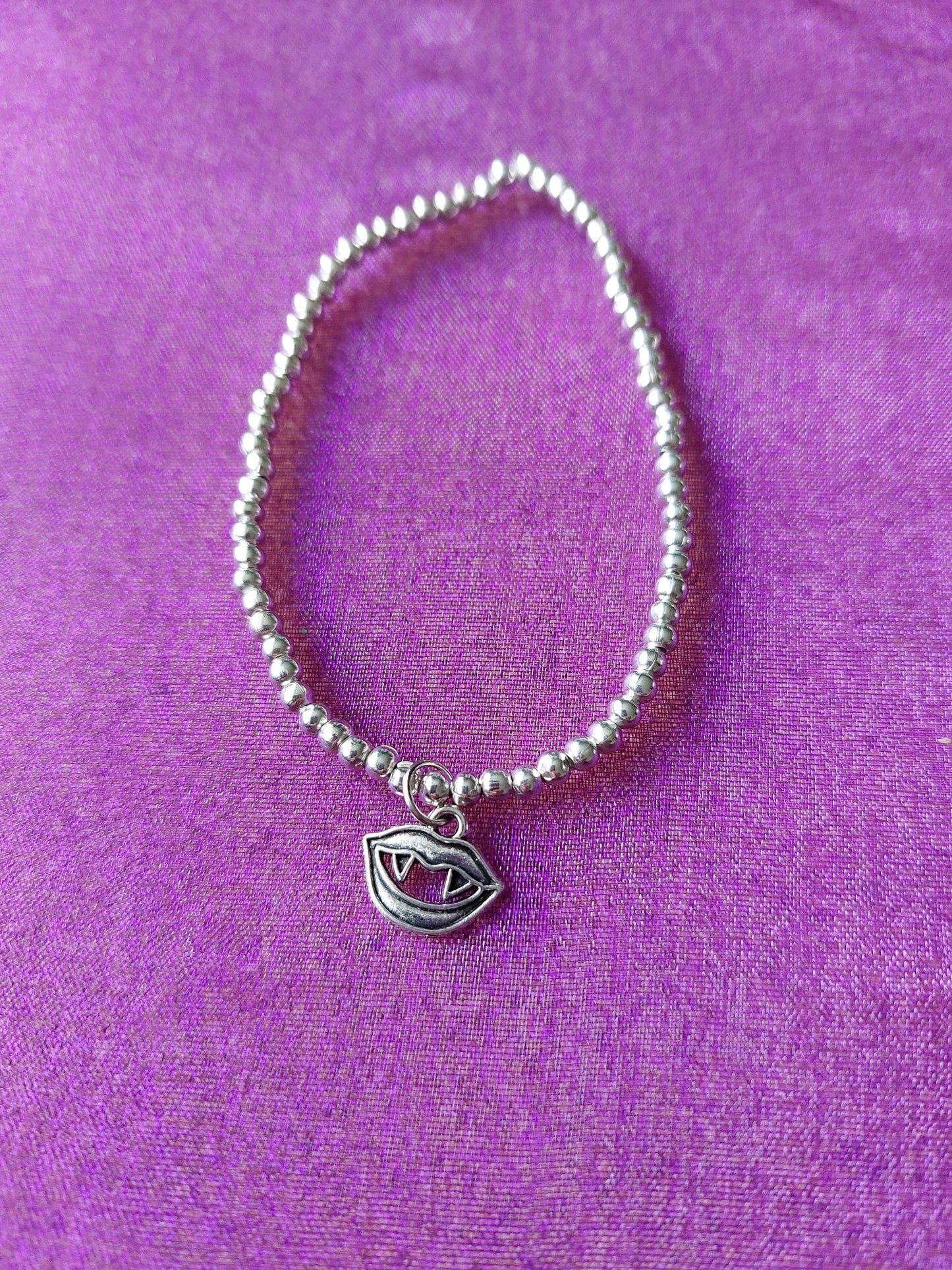 Beaded Vampire Lips Charm Bracelet | Silver Tone Beads, Elastic One Size, Handmade Gothic & Halloween Jewelry Gift