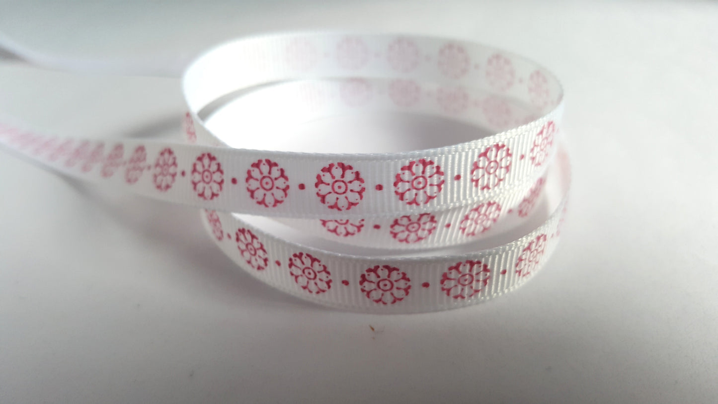 3m Pink Snowflake Grosgrain Ribbon | 9mm Wide Printed Ribbon for Holiday Crafts, DIY Projects, Gift Wrapping & Hair Bows