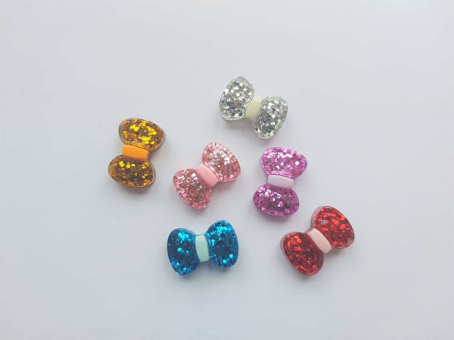 5 x Glitter Resin Bow Cabochons | Flatback Embellishments for Crafts, Jewellery, Scrapbooking & DIY Projects
