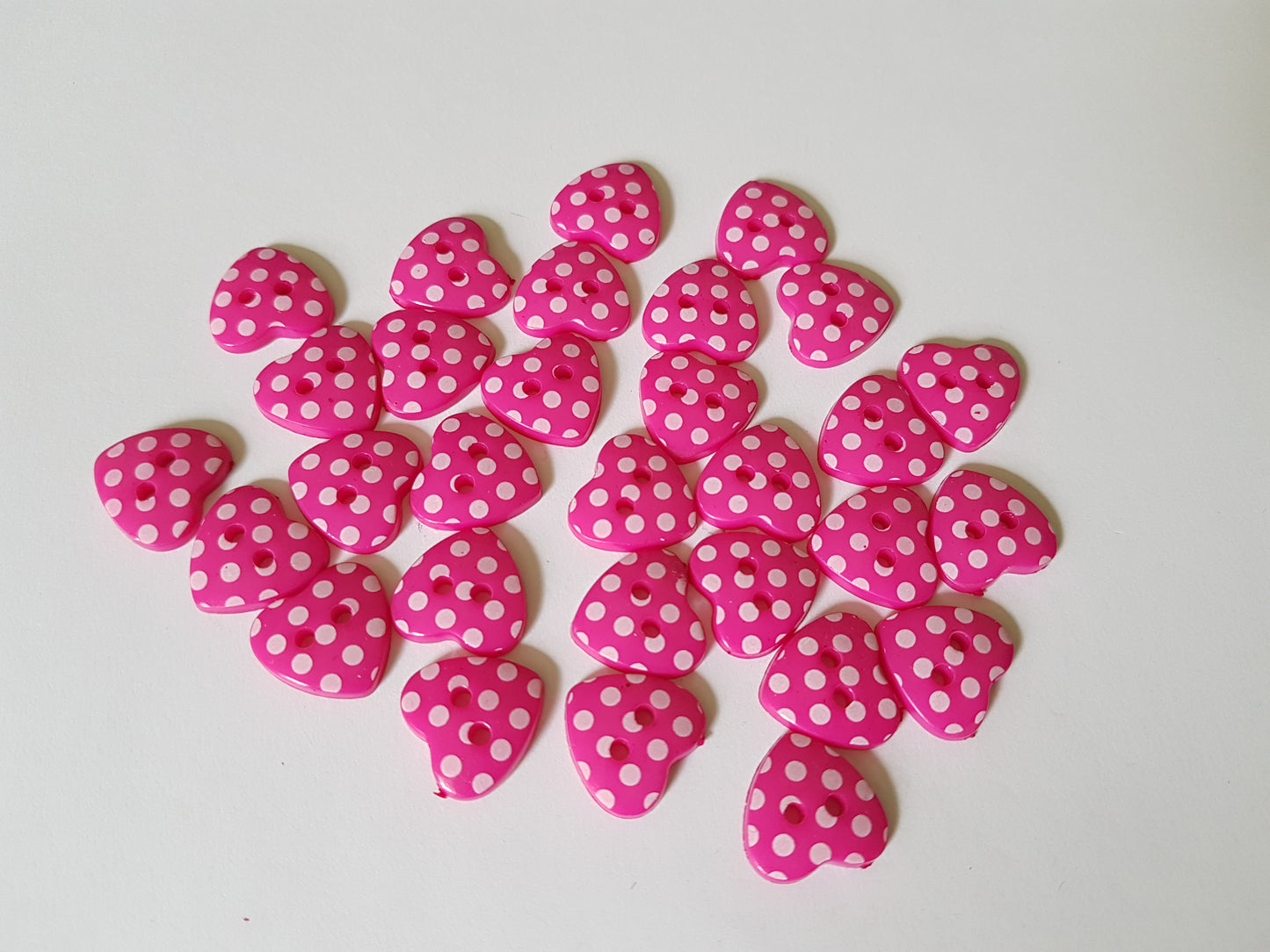 15mm polka dot heart buttons - bright pink