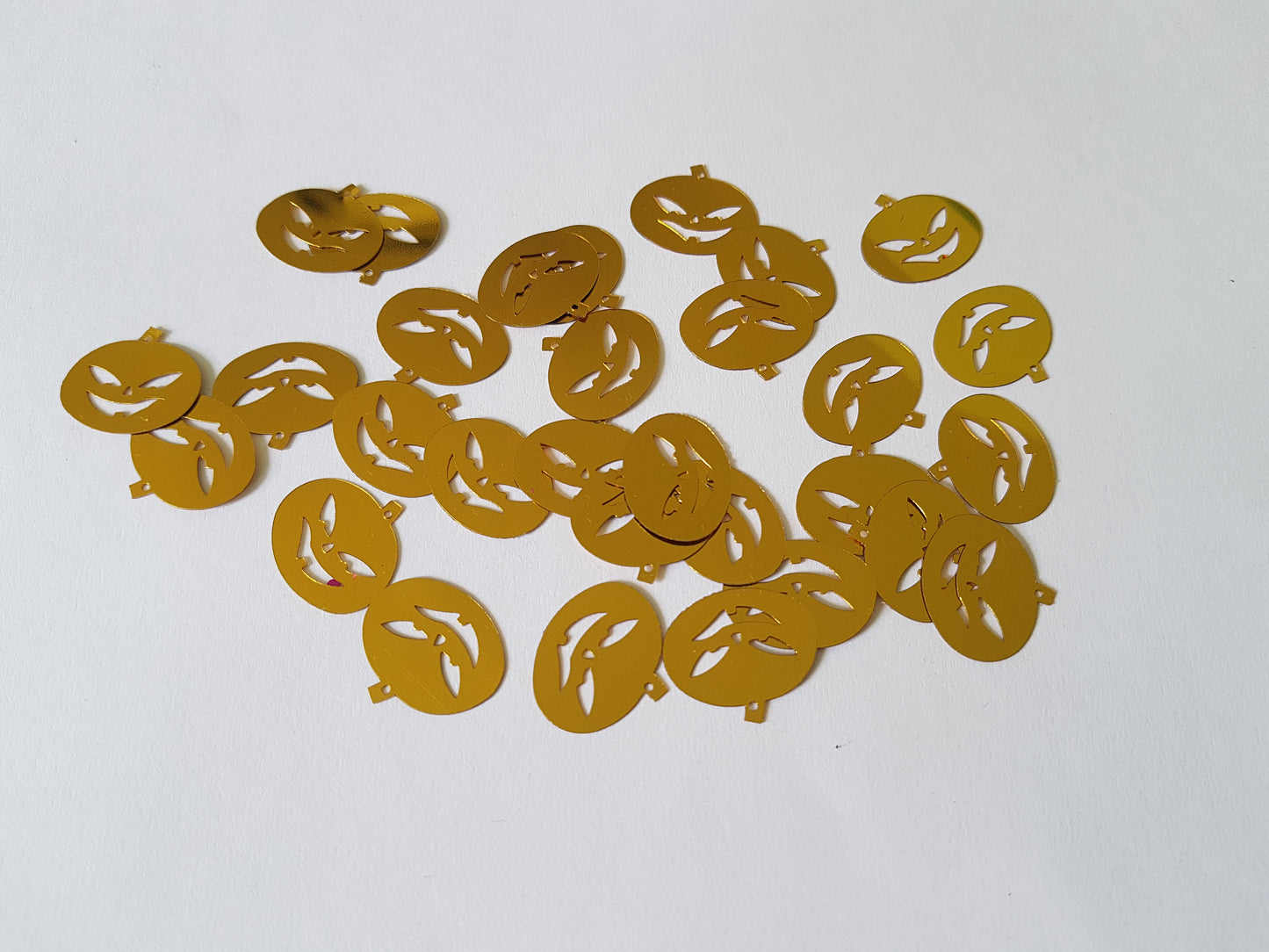 19mm pumpkin sequins - gold