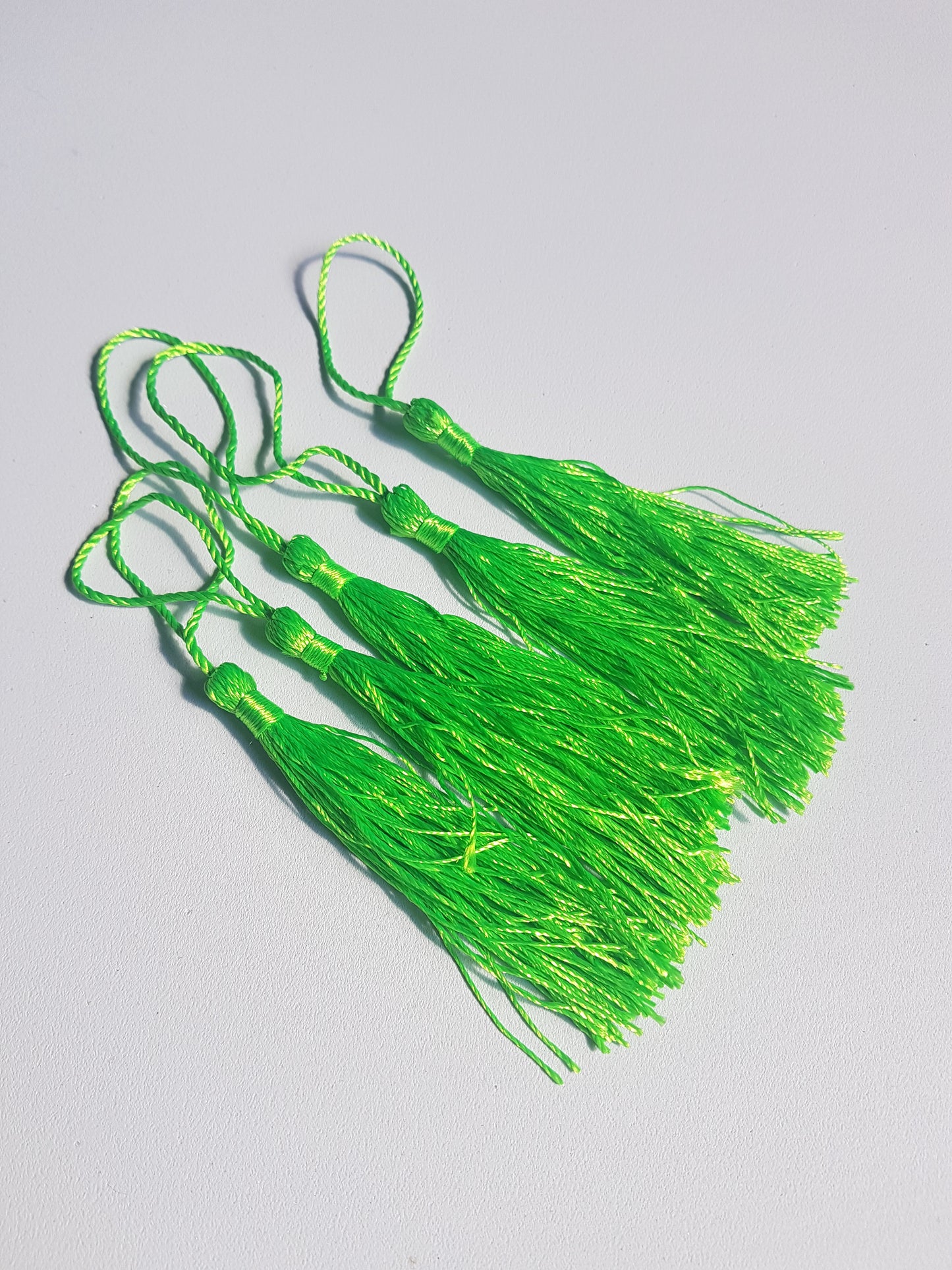 13cm tassels - neon green