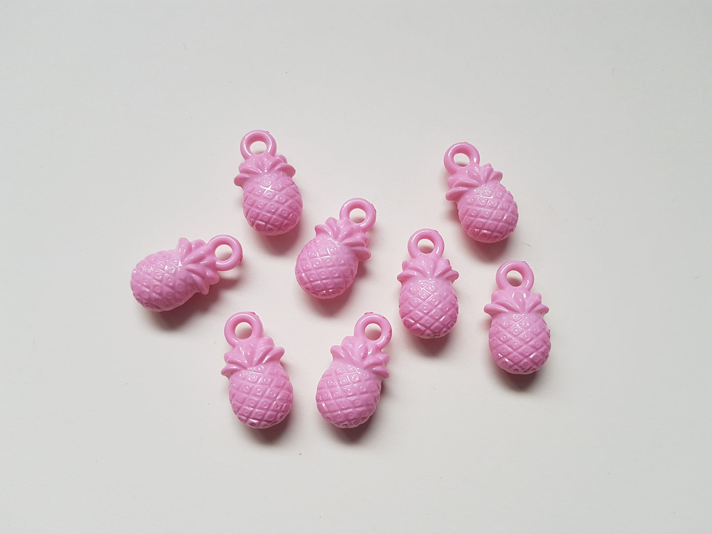 8 x Acrylic Pineapple Pendants | Cute Fruit Charms for Jewellery Making, Craft & DIY Accessories