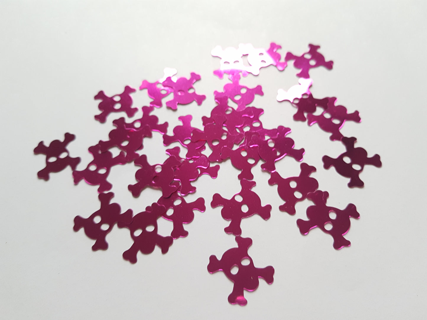 18mm skull sequins - pink
