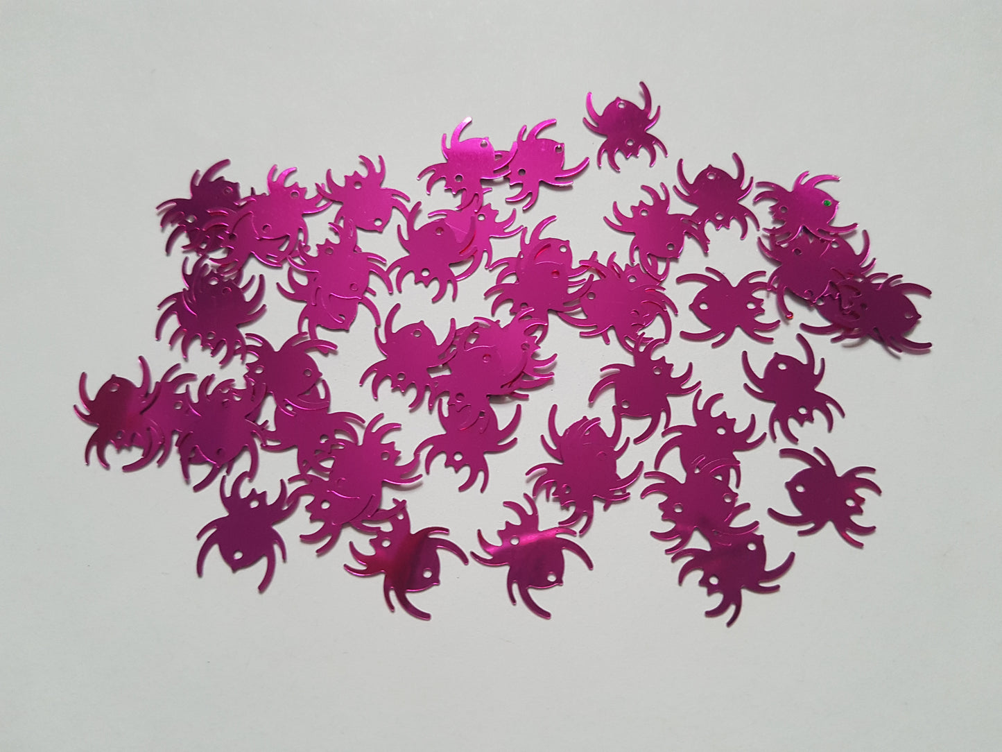 50 x Spider Sequins | 15x13mm PVC Craft Embellishments for DIY Crafts, Halloween & Decorations