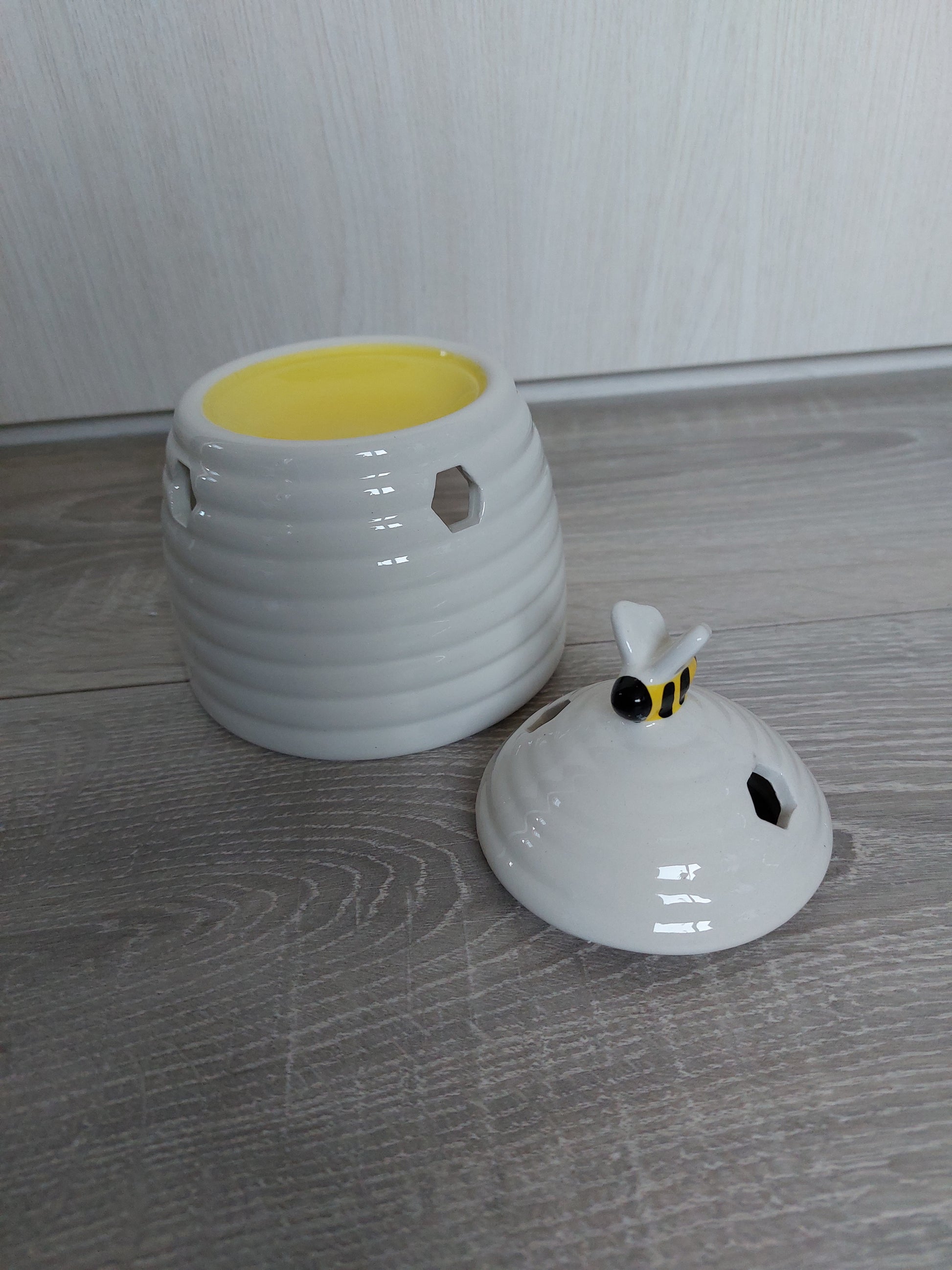 white beehive oil burner