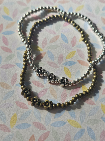 Mini Flower Bracelet | Beaded Floral Stretch Bracelet | Tiny Flower Charm Jewellery | Bronze or Silver Plated | Alternative Gift