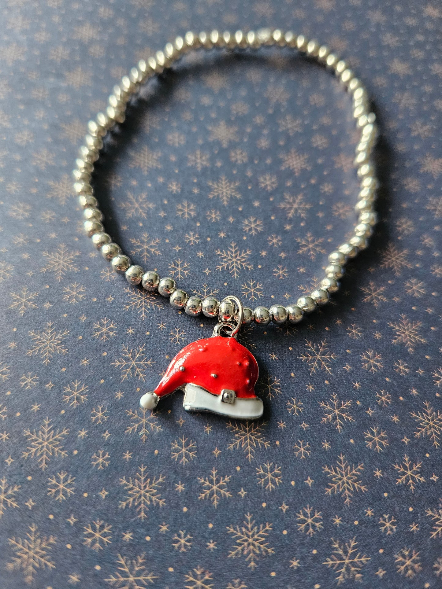 Beaded Santa Hat Bracelet | Silver Tone Beads | Enamel Charm | Elasticated One-Size Christmas Jewellery Gift