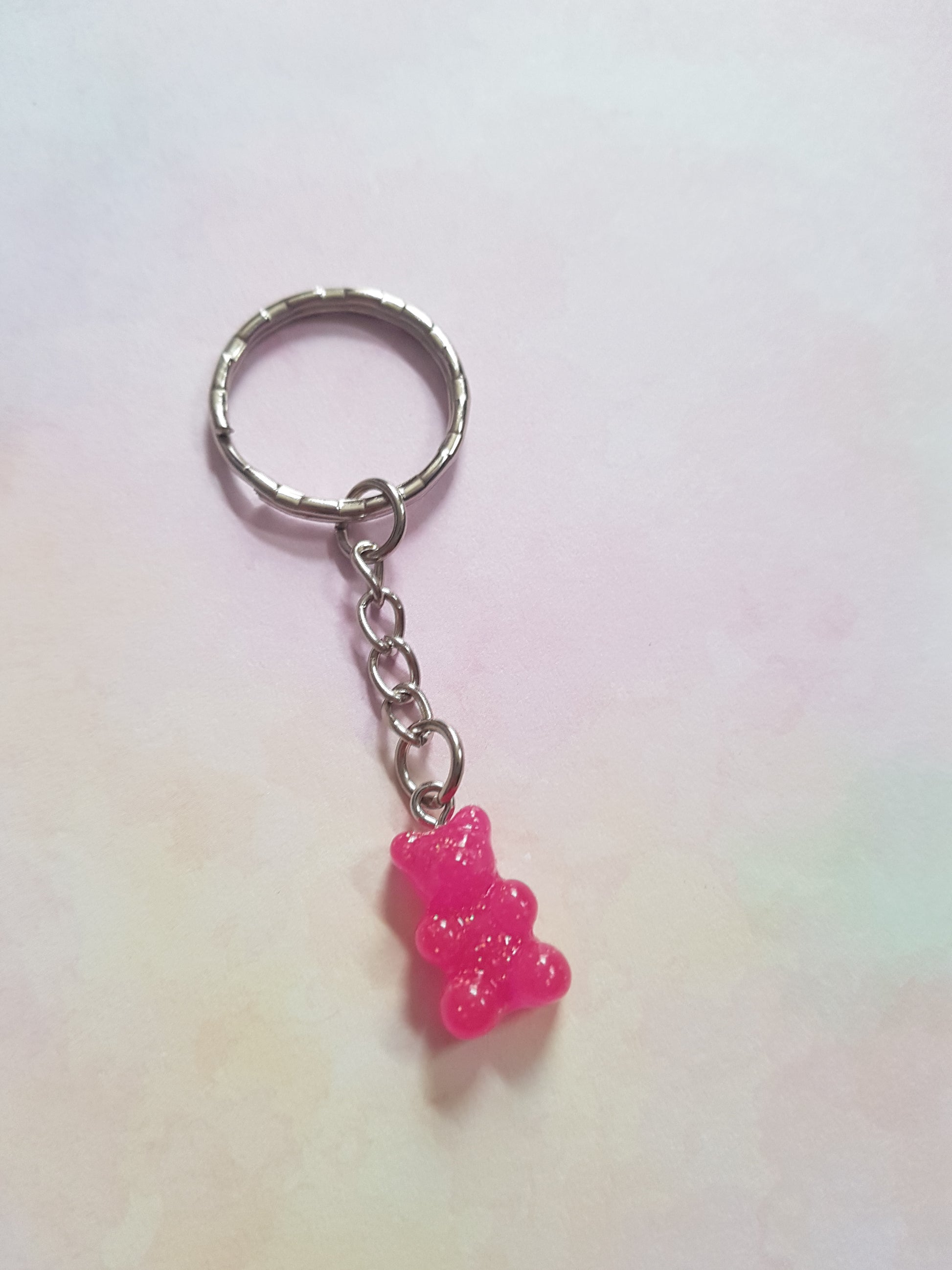 glitter gummy bear keyring - bright pink 