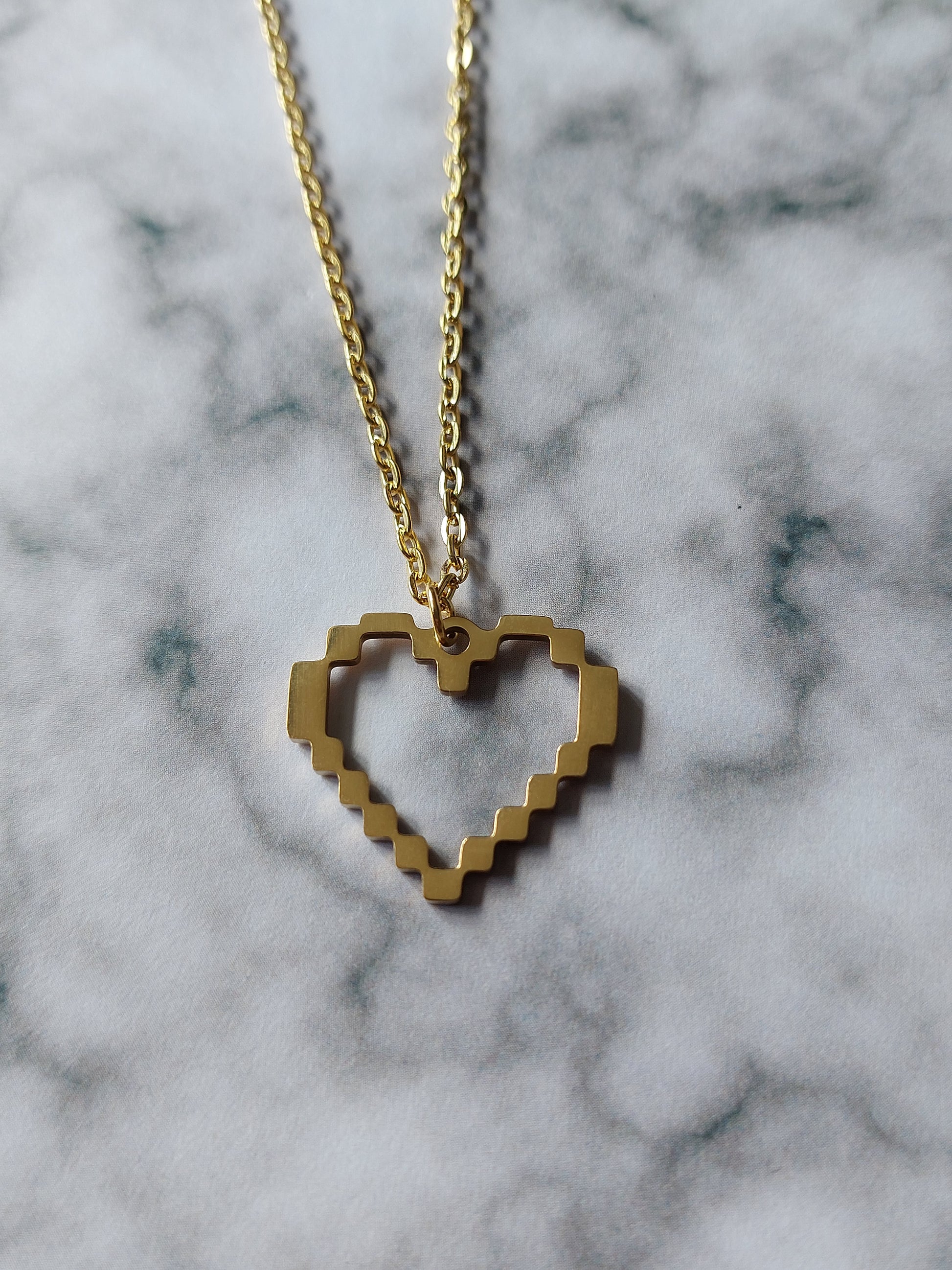 pixel heart necklace - gold 