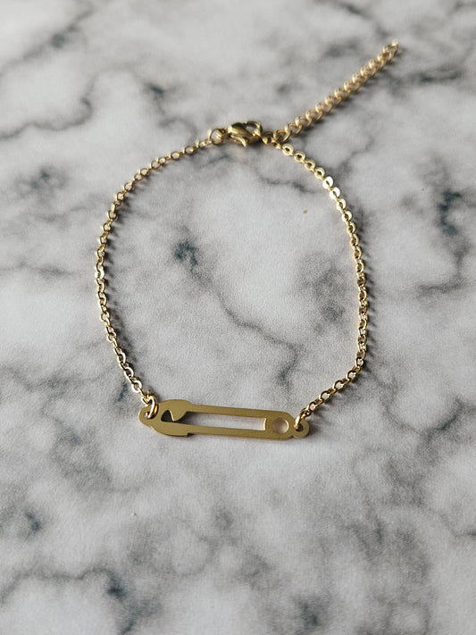 Safety Pin Chain Bracelet | Gothic Stainless Steel Bracelet | Punk Alternative Jewellery