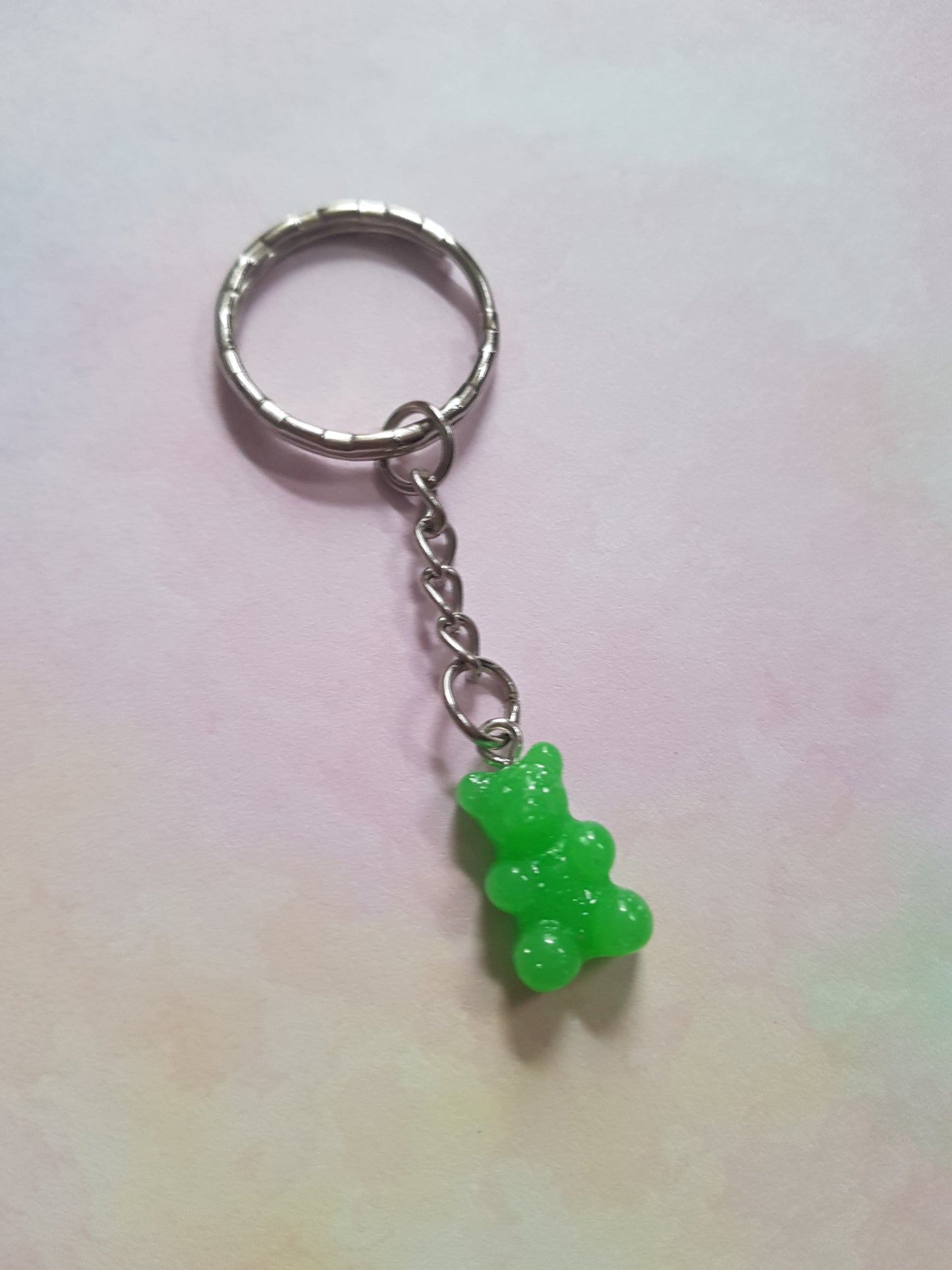 glitter gummy bear keyring - green