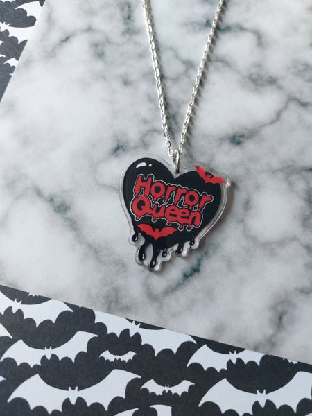 horror queen heart necklace 