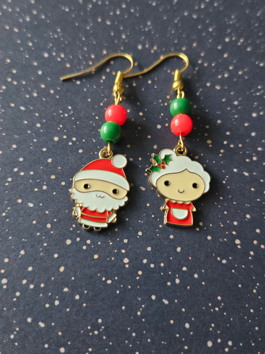 Asymmetrical Mr & Mrs Claus Earrings | Christmas Mismatch Earrings | Gold Tone Festive Jewellery
