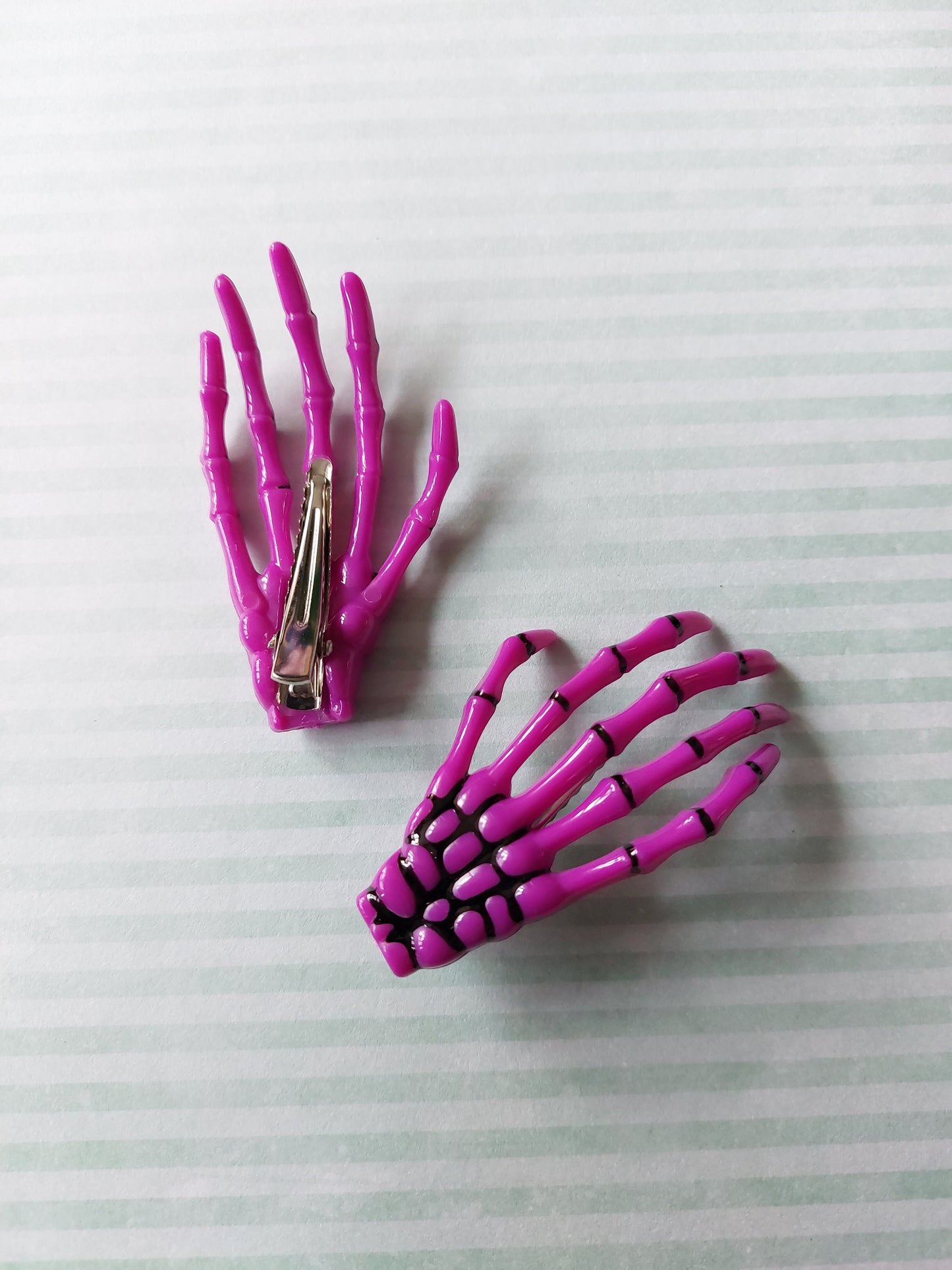 Skeleton Hand Hair Clips - Purple (Set Of 2)