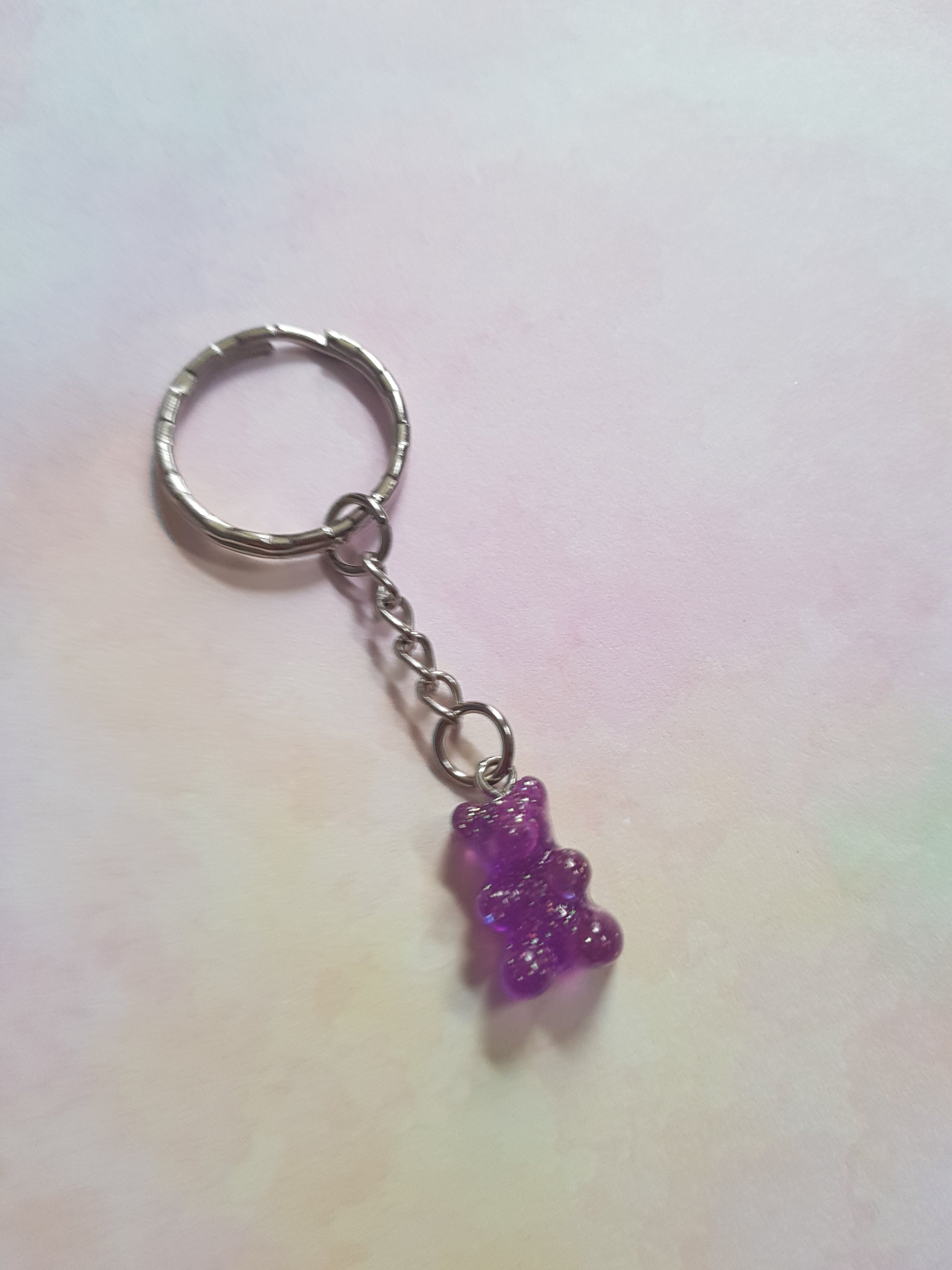 glitter gummy bear keyring - purple 