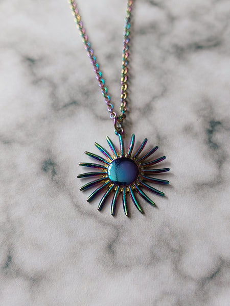sun/pinwheel necklace - rainbow 