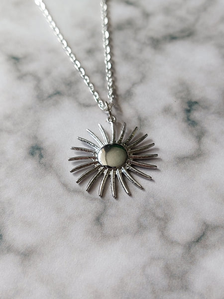 sun/pinwheel necklace - silver 