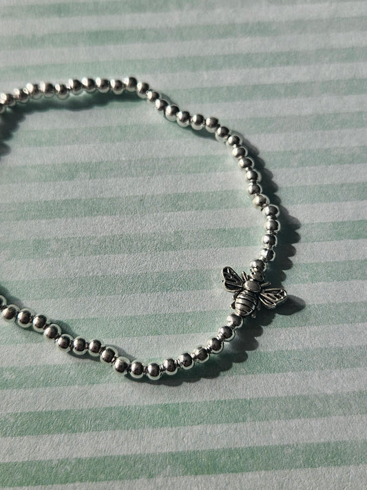 Bumblebee Bracelet | Beaded Silver Plated Bee Charm Bracelet | Cute Insect Stretch Bracelet | Silver Tone Jewellery | Bee Lover Gift