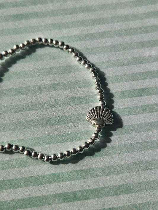 Seashell Bracelet | Beaded Silver Plated Shell Charm Bracelet | Beach Inspired Stretch Bracelet | Silver Tone Jewellery | Coastal Gift