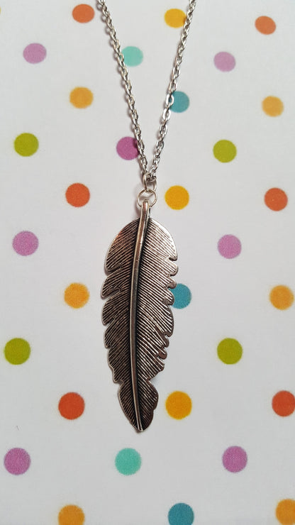 feather necklace - silver plated chain 