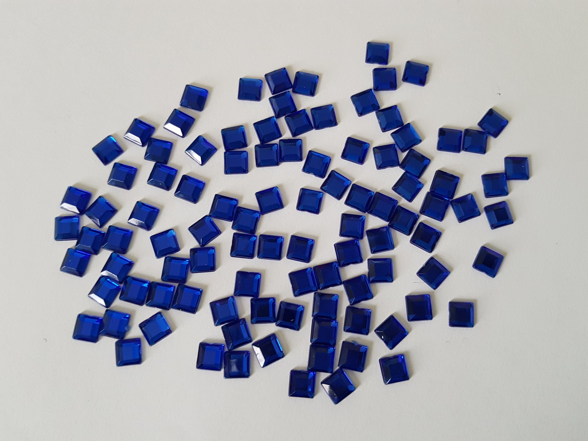 resin rhinestones - square - blue