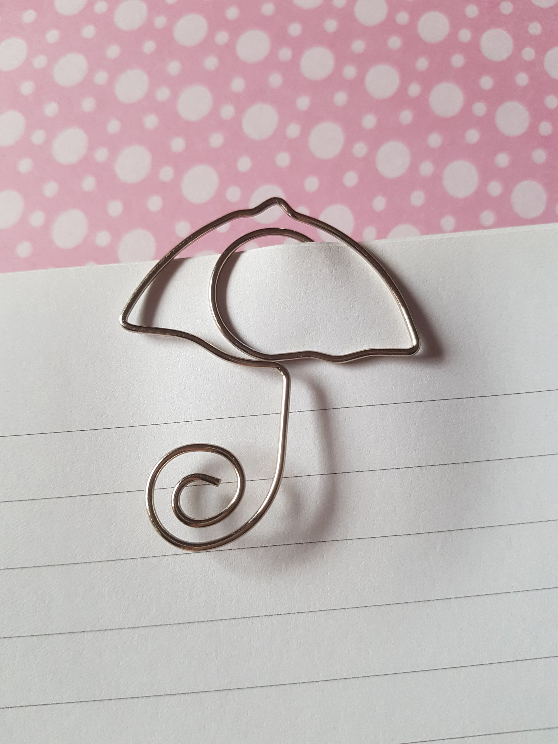 umbrella wire planner clip/bookmark