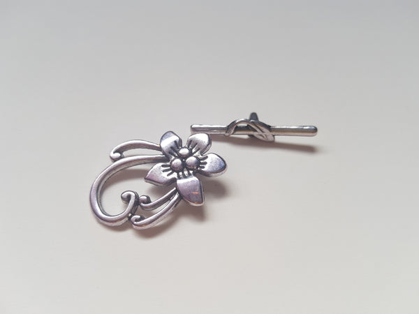 30mm flower toggle clasps