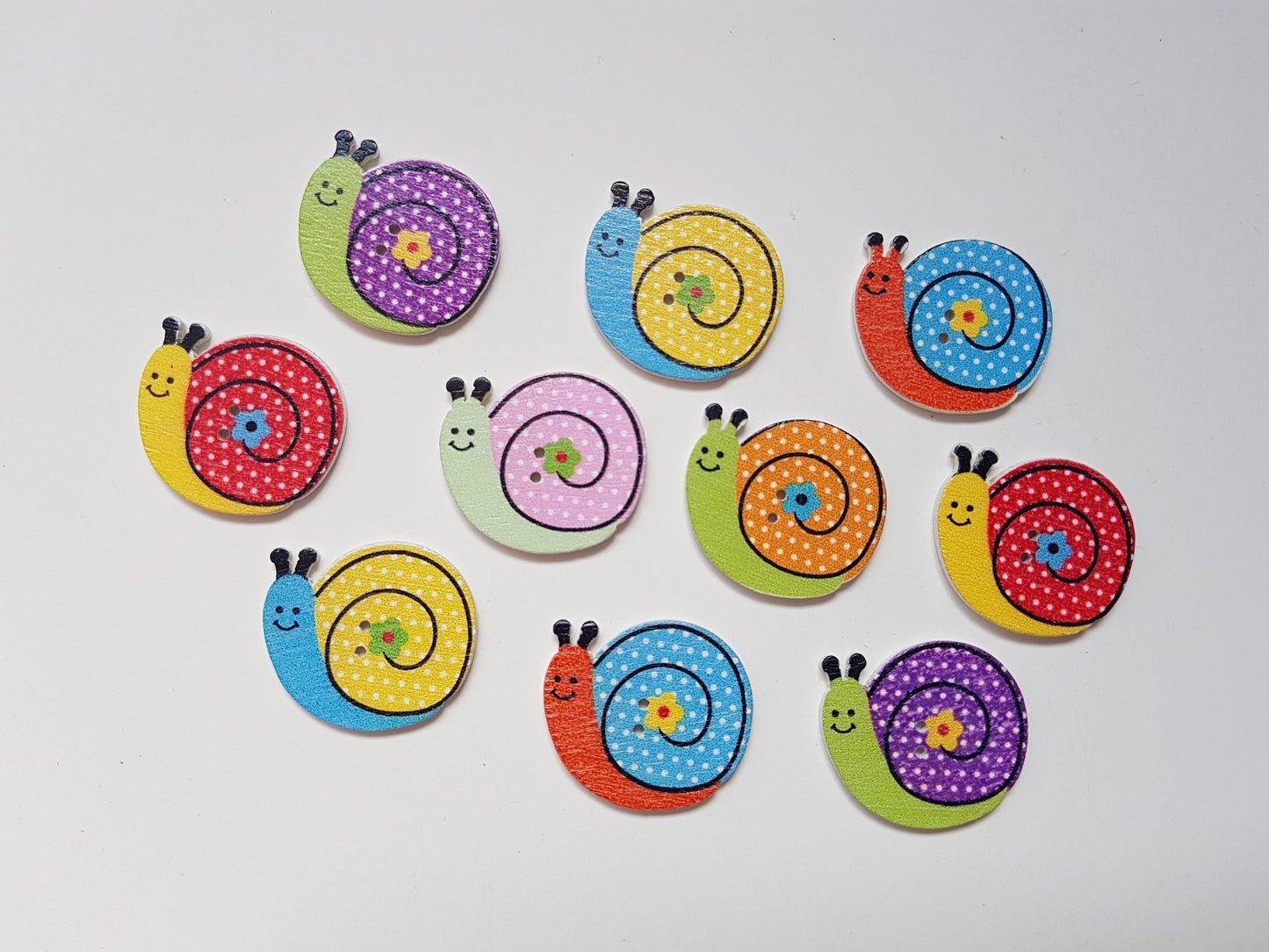 27mm wooden snail buttons - mixed colour