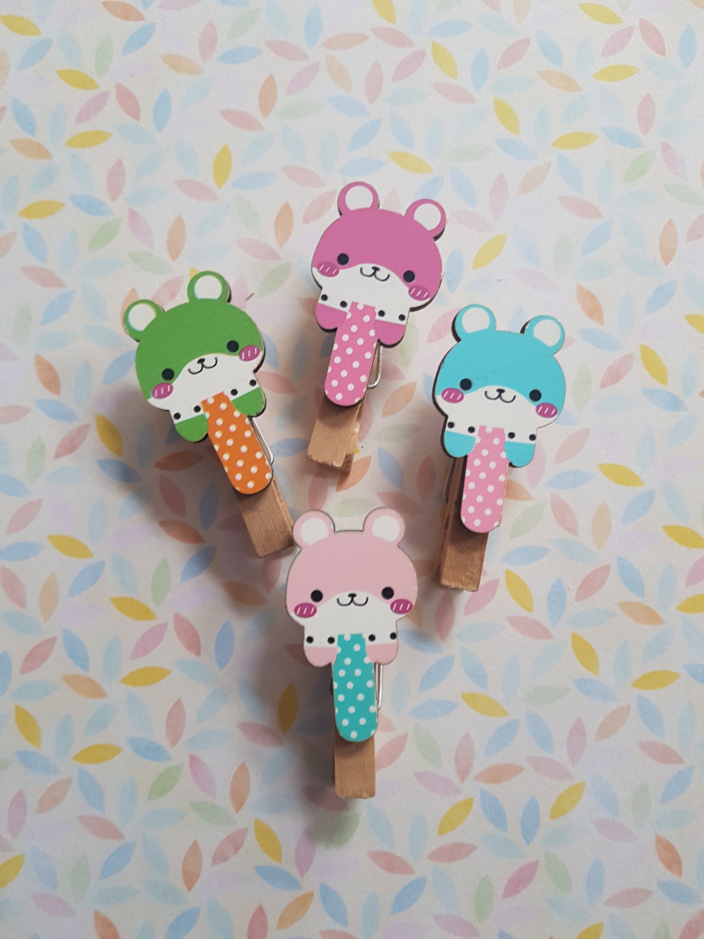 bear memo pegs
