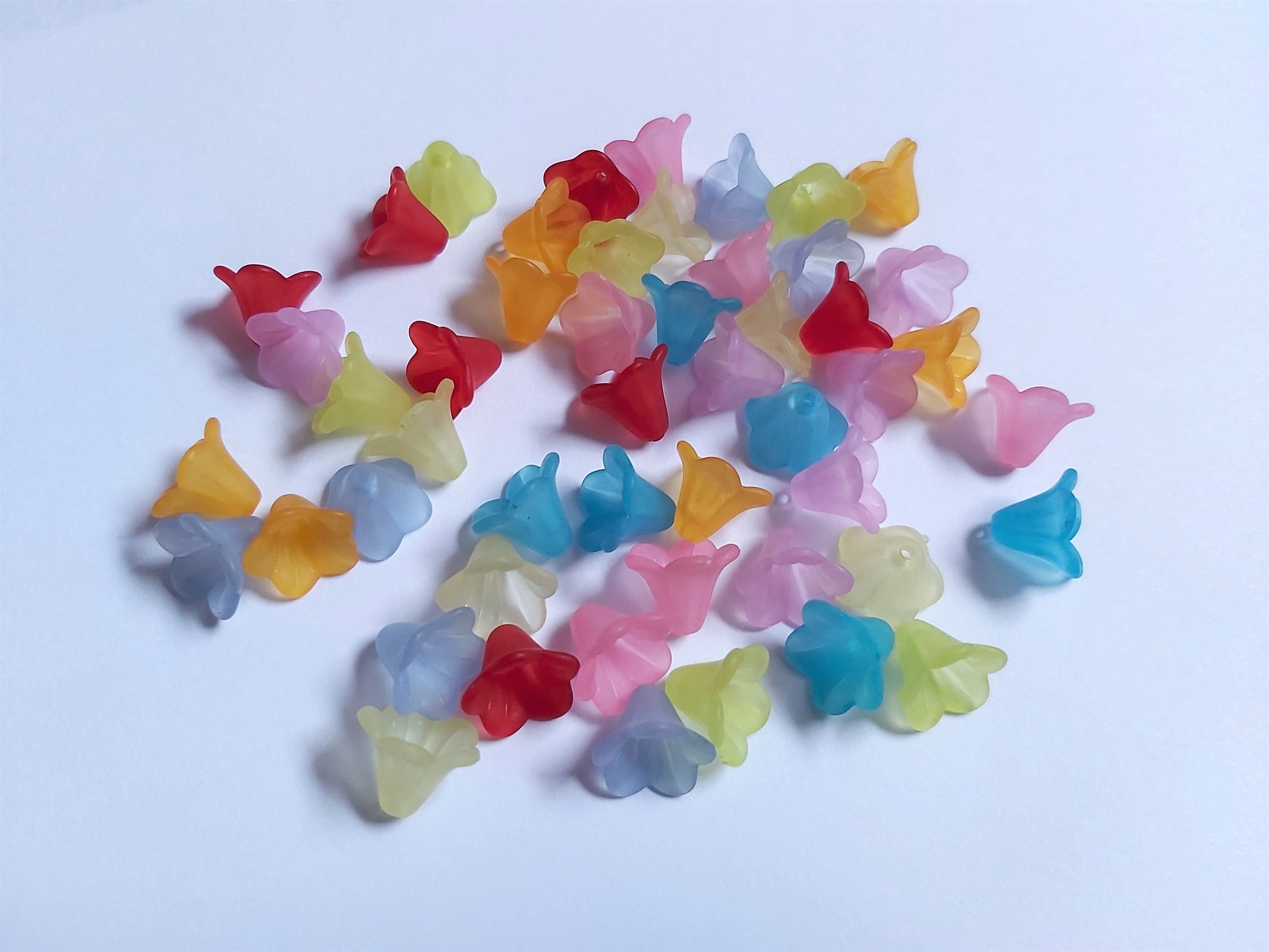 14mm frosted acrylic flower beads - mixed colour