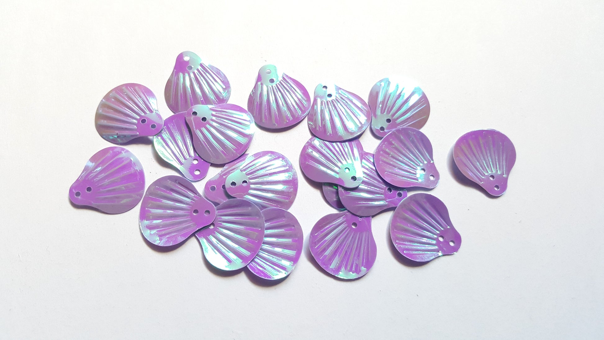 19mm AB seashell sequins - purple