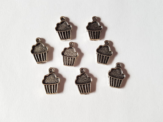 16mm silver cupcake pendants