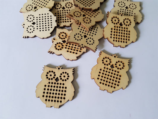 wooden cross stitch pendant - owl 