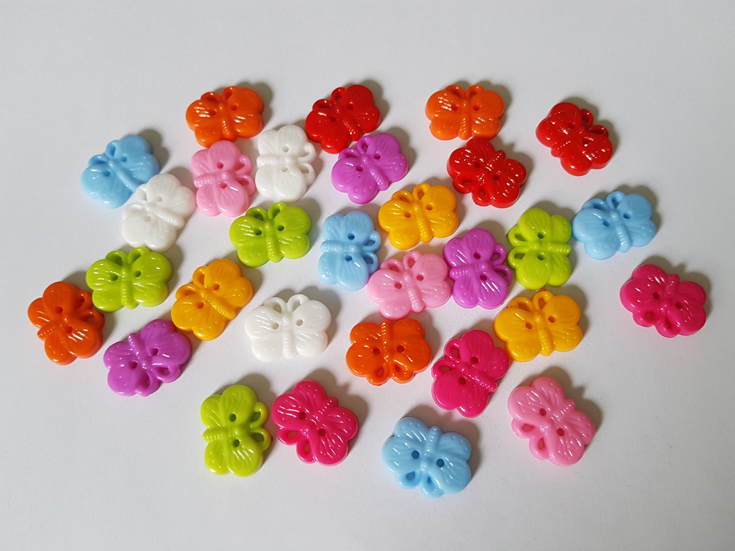 18mm acrylic butterfly buttons - mixed colour