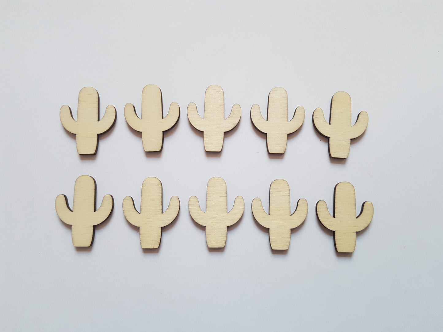 30mm wooden cactus shapes