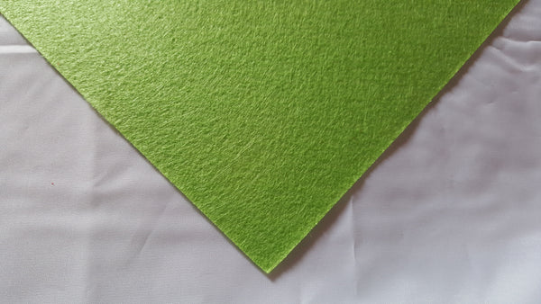 felt sheet - spring green