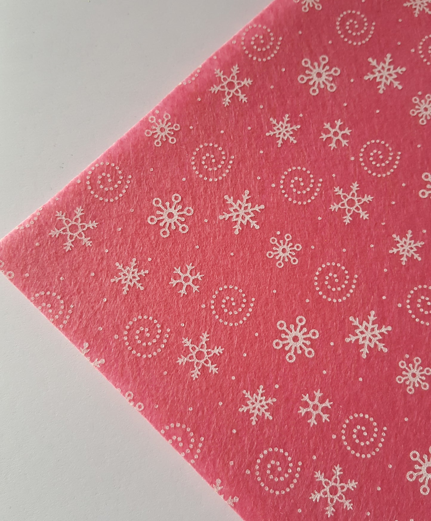 1 x Snowflake Printed Felt Sheet | 12" Square (30cm) Polyester Fabric for Christmas Crafts, Sewing & DIY Projects