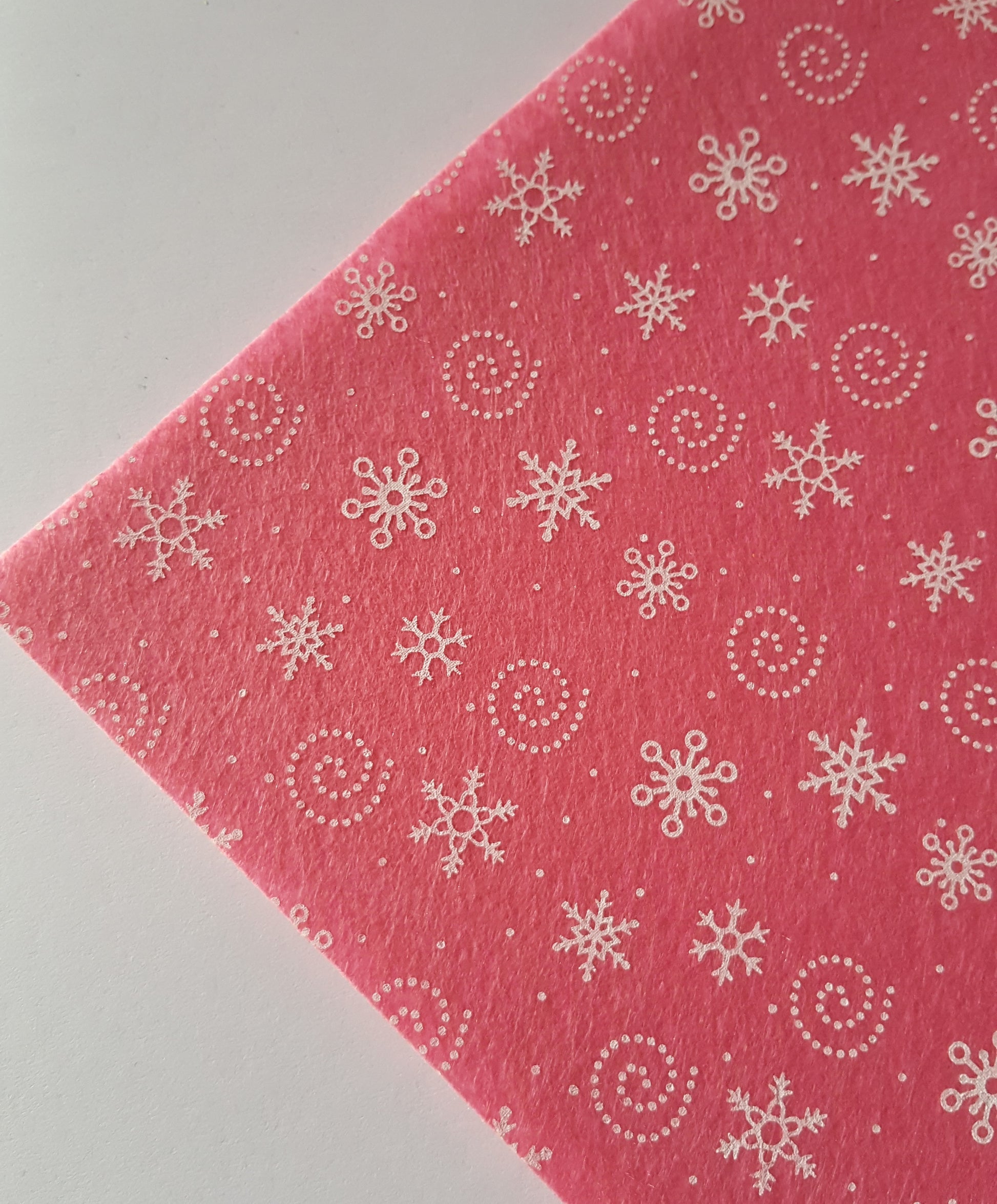 1 x Snowflake Printed Felt Sheet | 12" Square (30cm) Polyester Fabric for Christmas Crafts, Sewing & DIY Projects