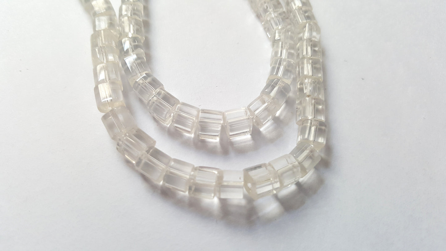4mm glass cube beads - clear