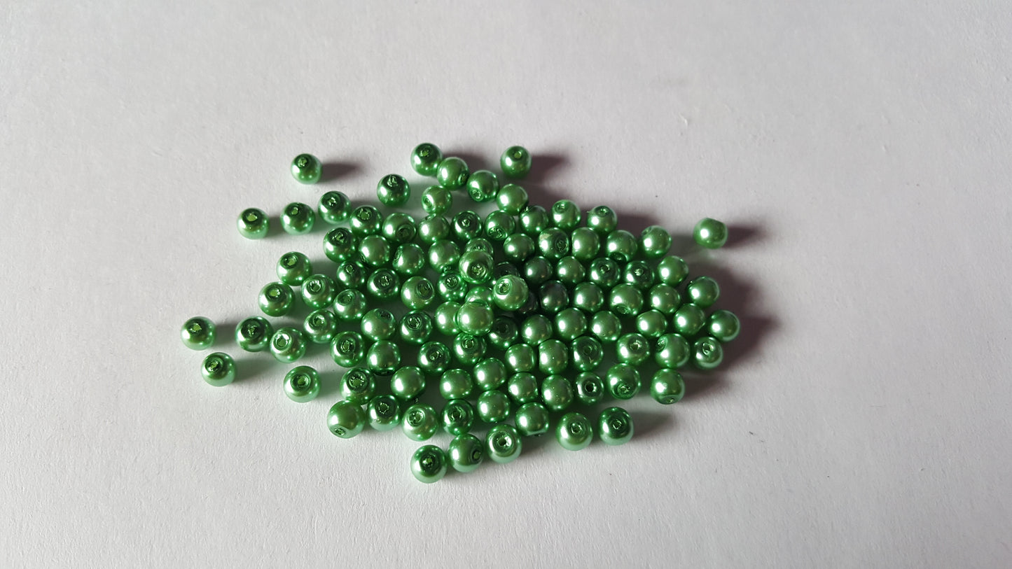 glass pearl beads - green