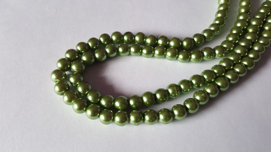 glass pearl beads - green